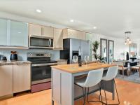 More Details about MLS # 422711287 : 145 GARDENSIDE DRIVE #9