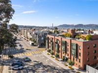 More Details about MLS # 423912043 : 1598 BAY STREET #104