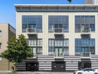 More Details about MLS # 423913105 : 68 MCCOPPIN STREET #5