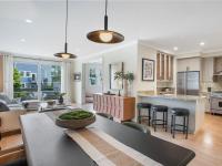 More Details about MLS # 425012512 : 318 DUNCAN STREET #1